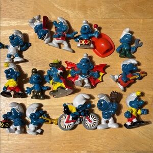 Set of 15 Vintage Smurfs Action Figures